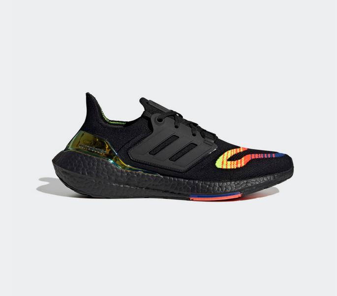 Men's • Running  2413 ULTRABOOST 22 SHOES ( màu Core Black / Core Black / Power Blue , Size: Men 7.5 )