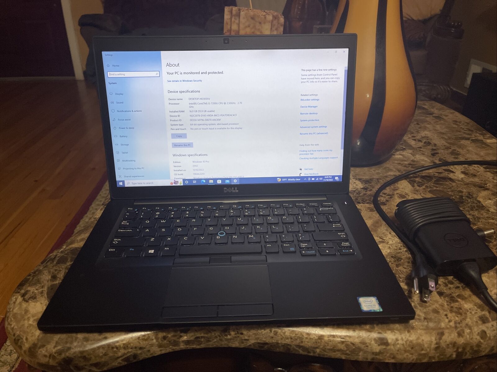 Dell Latitude 7480 14" i5-7200U 2.5GHz 16 GB Ram 256 GB SSD excellent battery