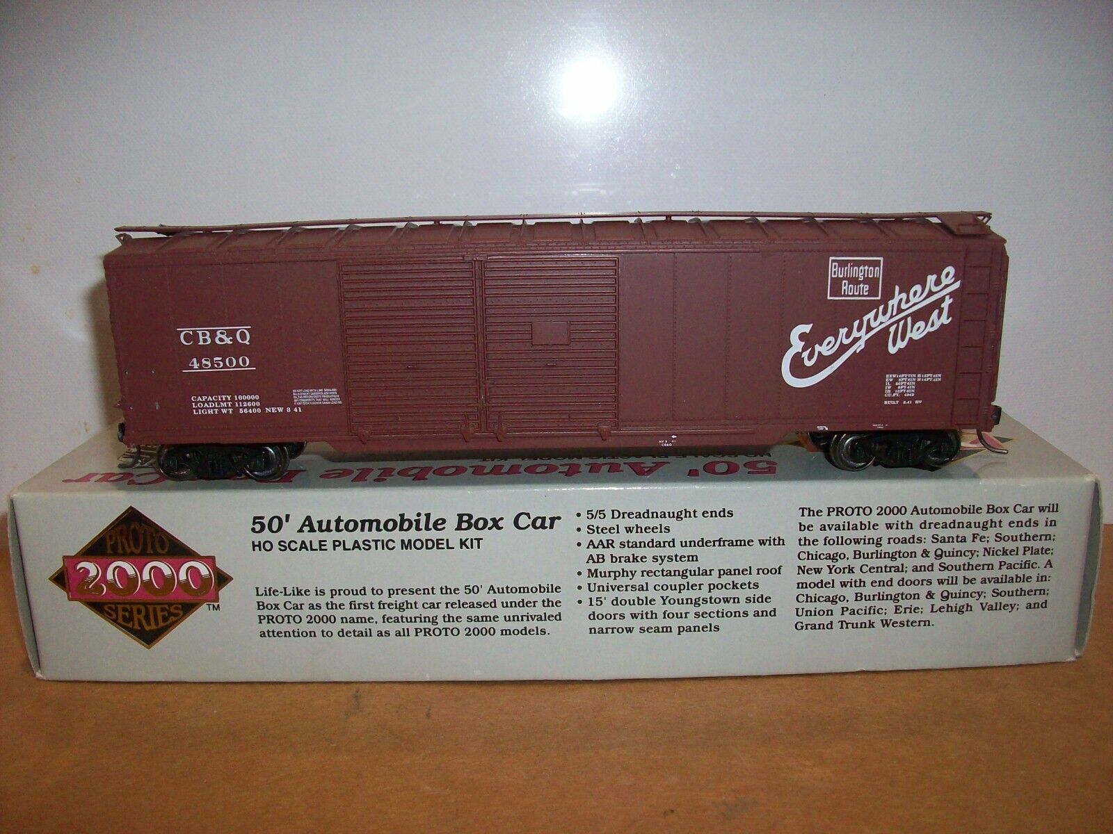 HO Scale Proto 2000 50" Automobile Box Car w/ End Door CB & Q Lot#0428